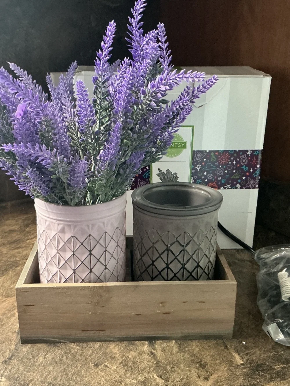 Scentsy Lavender Bouquet Warmer - New